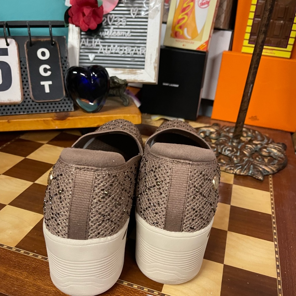 Skechers Women's, Martha Stewart: Pier-Lite - My Reflection Slip-On - Picture 3 of 11
